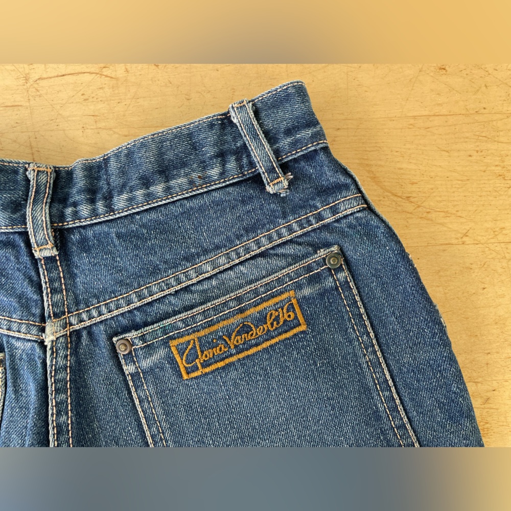 Vintage Gloria Vanderbilt for Murjani Jean Shorts - Size 6 - Picture 5 of 8